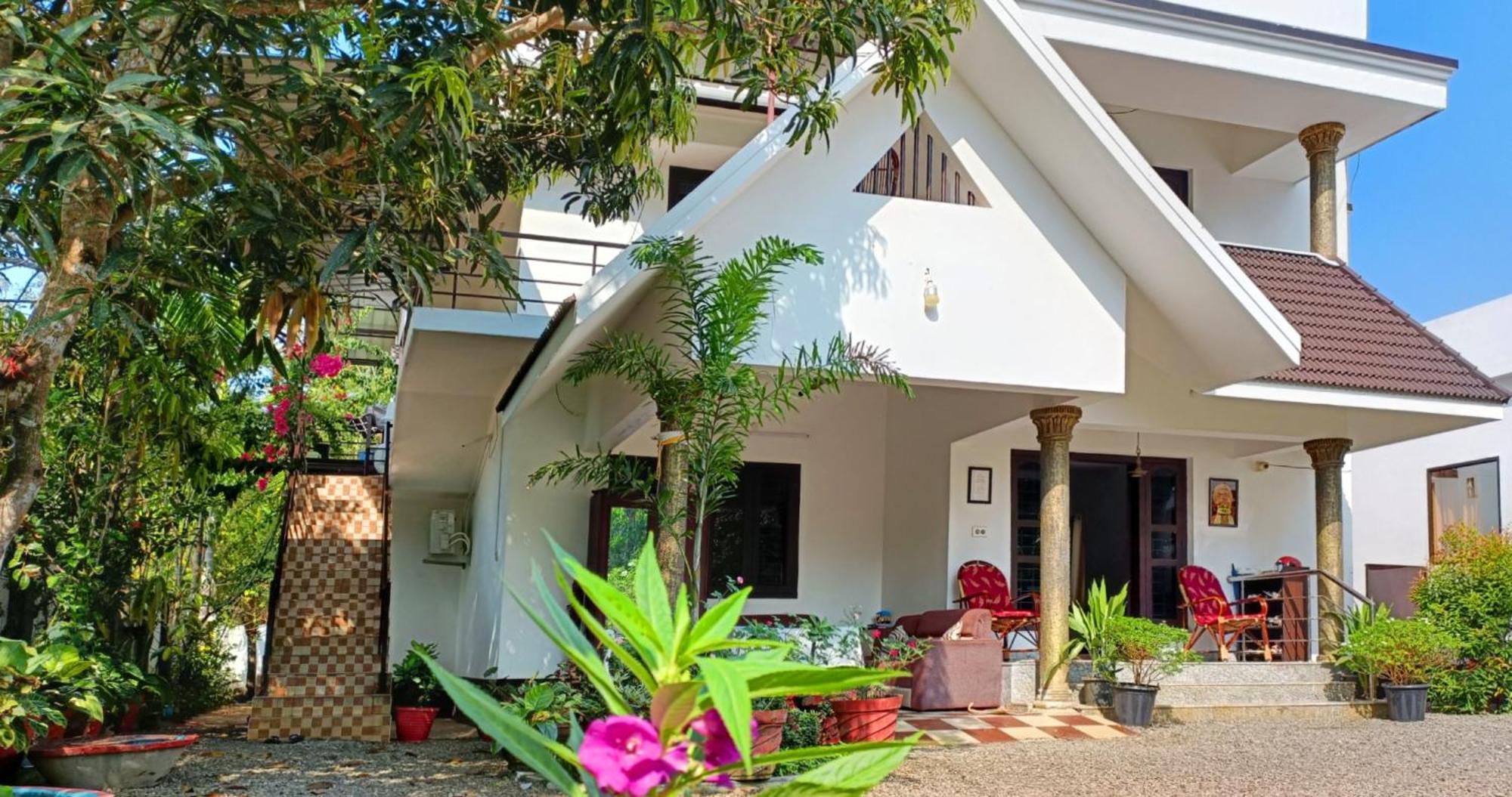 Alma Homestay Mararikulam Ngoại thất bức ảnh